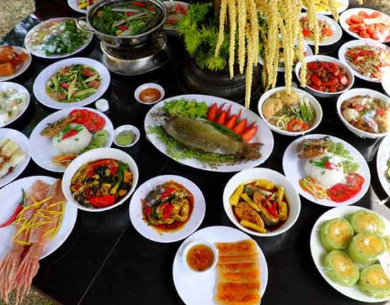 Top 10 Delicious Foods in Vietnam